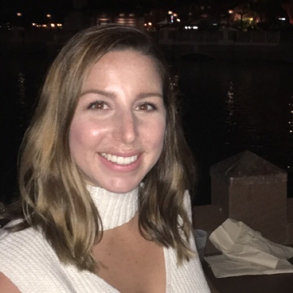 Meet your Posher, Tina - Picture 4 of 6